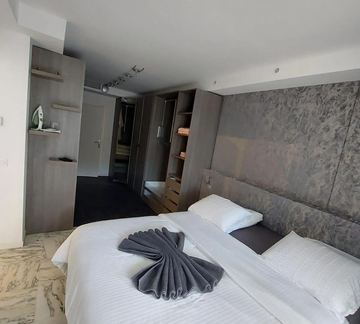 Luxurious Luxury Apartment In Cannes -