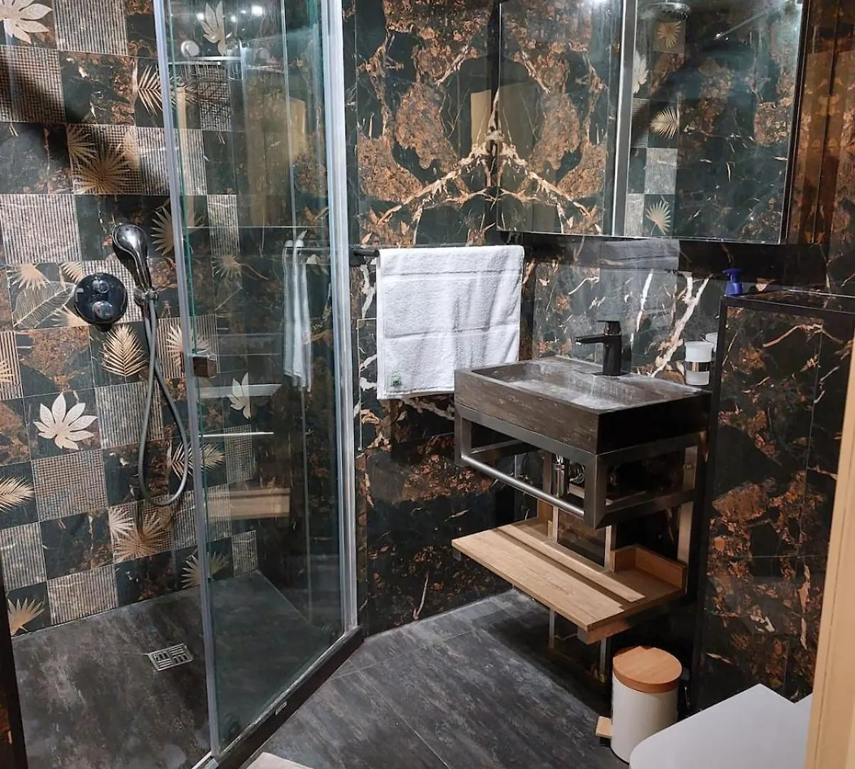 Luxurious Luxury Apartment In Cannes -